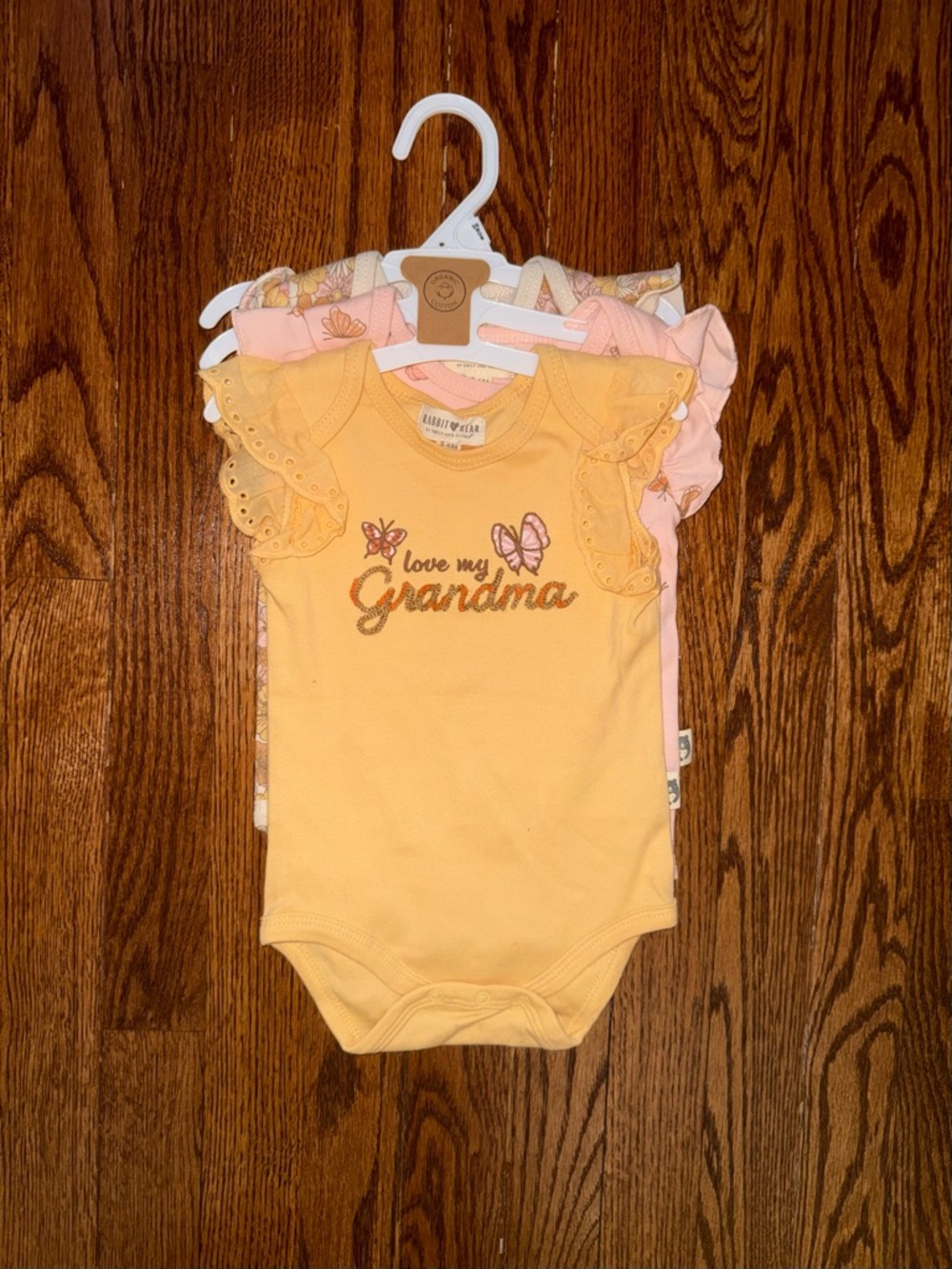 Love My Grandma Yellow Short Sleeve Baby Bodysuit